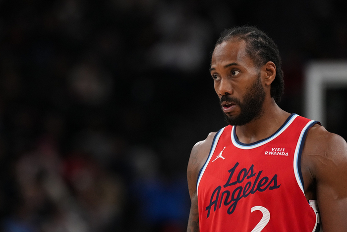 开云体育下载APP-赶紧交易，他复出之后，小卡再无25+，哈登伦纳德都需要空间|祖巴茨|快船|尼克斯|詹姆斯·哈登|唐斯_新浪体育_新浪新闻